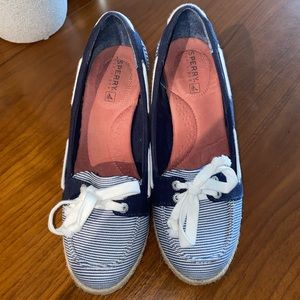 Sperry’s wedge nautical shoe